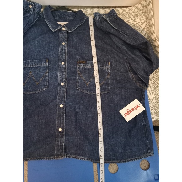 Wrangler Blue Denim Cropped Western Women's Pearl Snaps Button Up Jacket Size XL - Picture 12 of 16